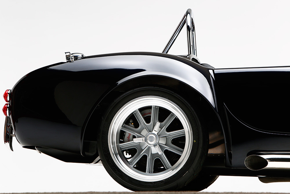 18" x 11" Halibrand Replica Wheel