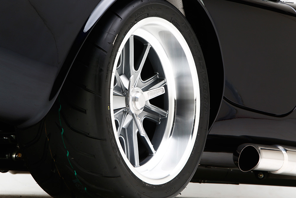 18" x 9" Halibrand Replica Wheel