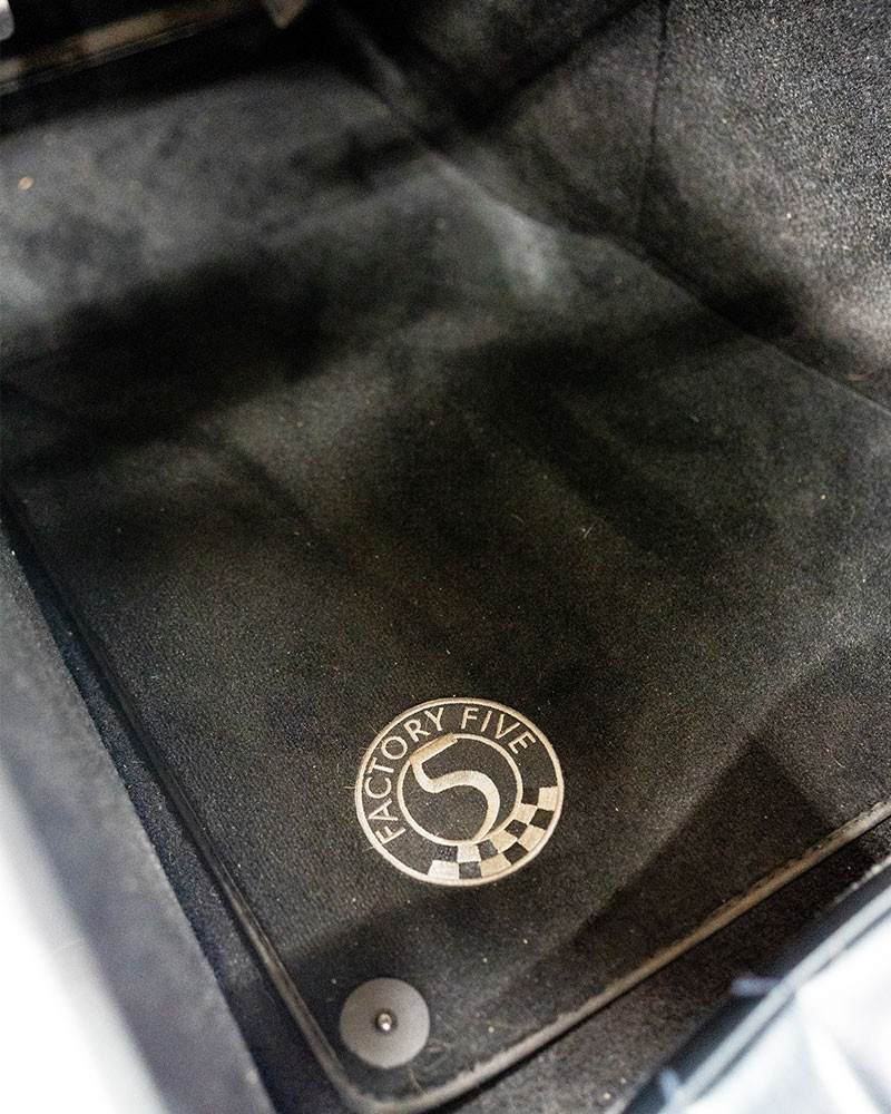 #17508 - Mk5 Roadster & Gen 3 Coupe Floormats & Hardware