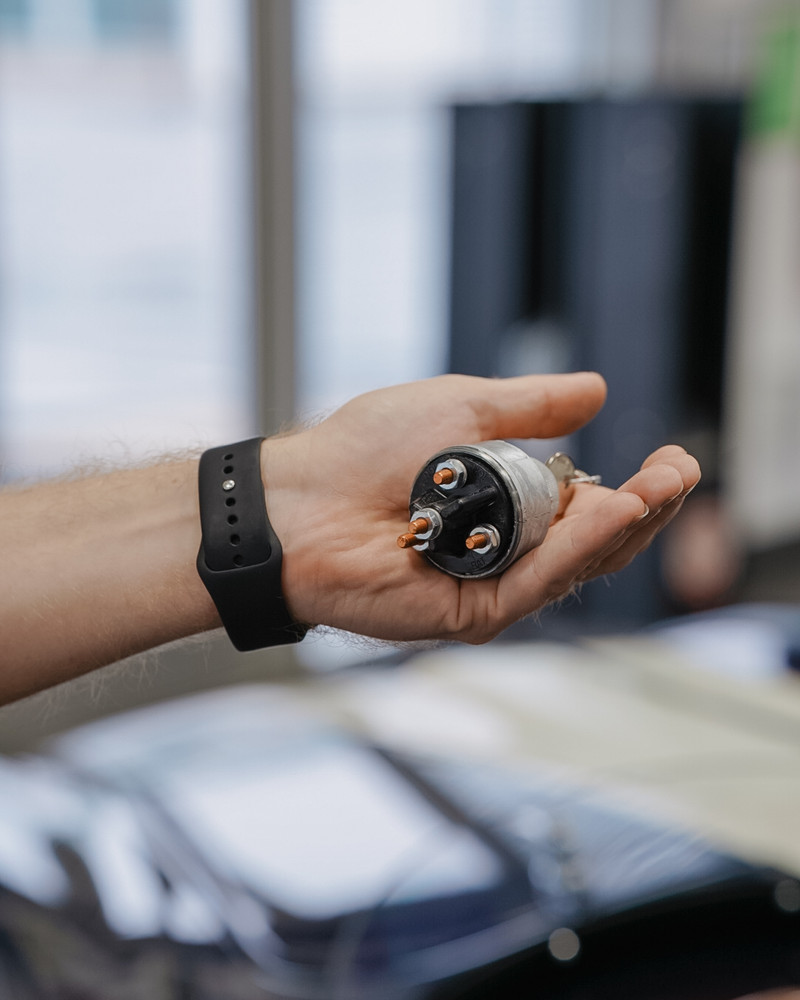 #17647 - Ignition Switch Components