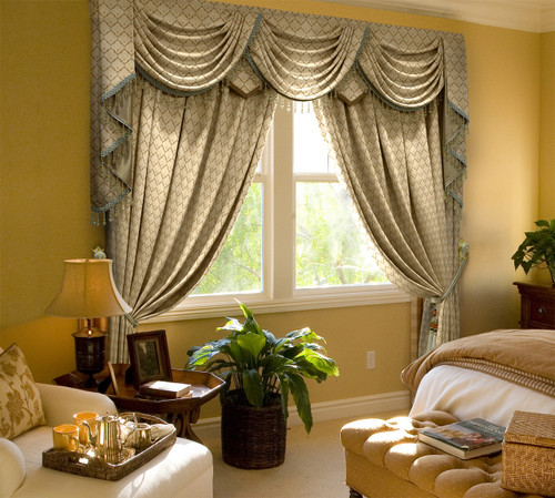 Custom-made Swag Valance and Panels Set - GIVERNY COTTAGE