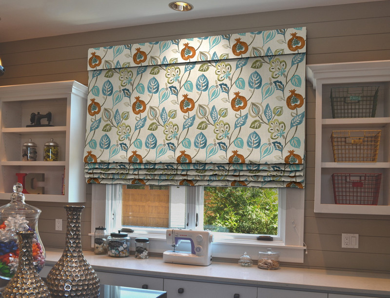Fabric Roman Shade (Classic Style) Fabric Roman Shade (Classic Style)