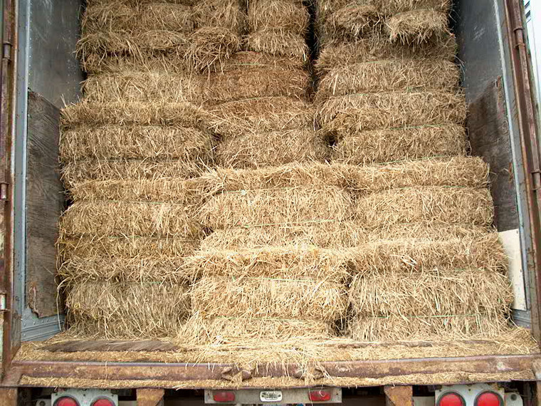 Mulch hay bales Mulch hay bales