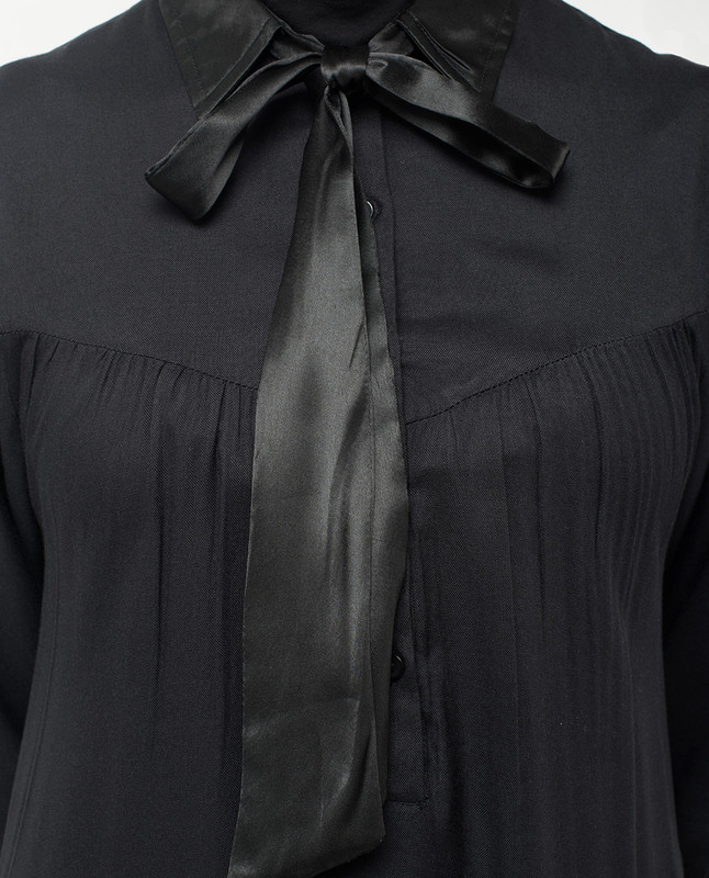 Satin Neck Tie Up Black Abaya