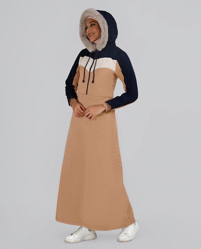 Tawny Birch Hooded Winter Jilbab