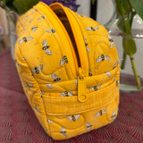 Learn To Make a Zipper Pouch
