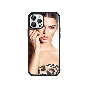 Kendall Jenner Ice Cream Model iPhone 13 / 13 Mini / 13 Pro / 13 Pro Max Case Cover