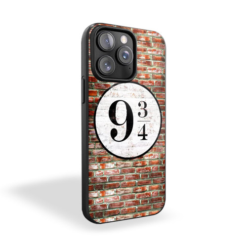Harry Potter Platform 9 34 At King's Cross Station iPhone 15 Case Cover