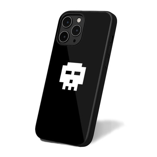 8 Bit Skull Ringer Great For Costume Or Cosplay iPhone 16 Case Cover