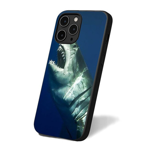 Animals Predator Shark Jaws iPhone 16 Case Cover