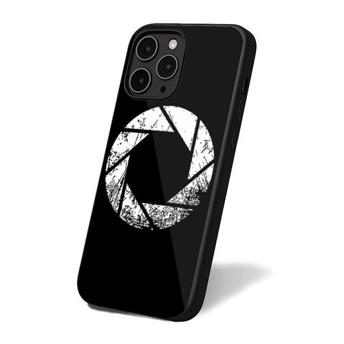 Aperture 2 iPhone 16 Case Cover