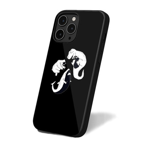 Epic Knife Fight iPhone 16 Case Cover