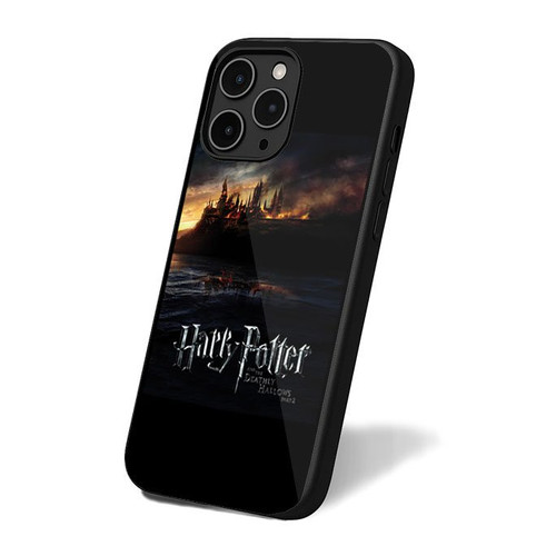 Harry Potter Castle War iPhone 16 Case Cover