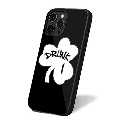 Ladies Drunk St Patricks Day Clover Ladies Party iPhone 16 Case Cover