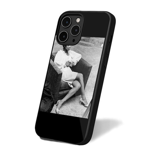 Lola Falana Vintage Black Glamour iPhone 16 Case Cover