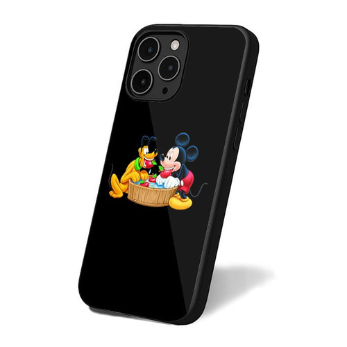 Mickey Mouse Pluto Minnie Mouse Goofy Donald Duck iPhone 16 Case Cover