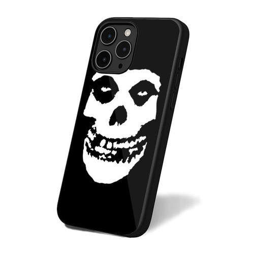 Misfits Skull Art Simple Vintage iPhone 16 Case Cover