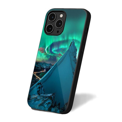 Mountain Aurora Green iPhone 16 Case Cover