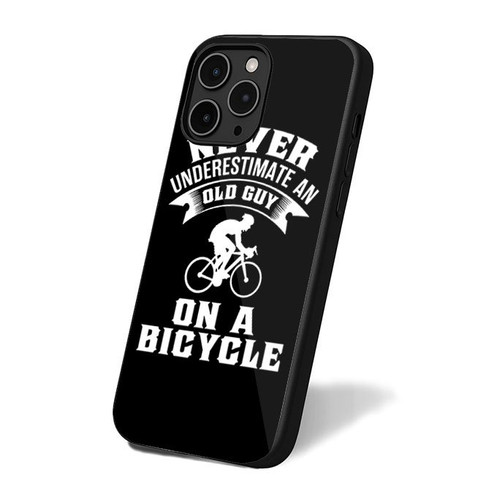 Never Underestimate An Old Guy On A Bicycle iPhone 16 Case Cover