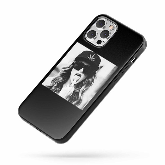 Sexy Girl Kiss Middle Finger Cool iPhone Case Cover