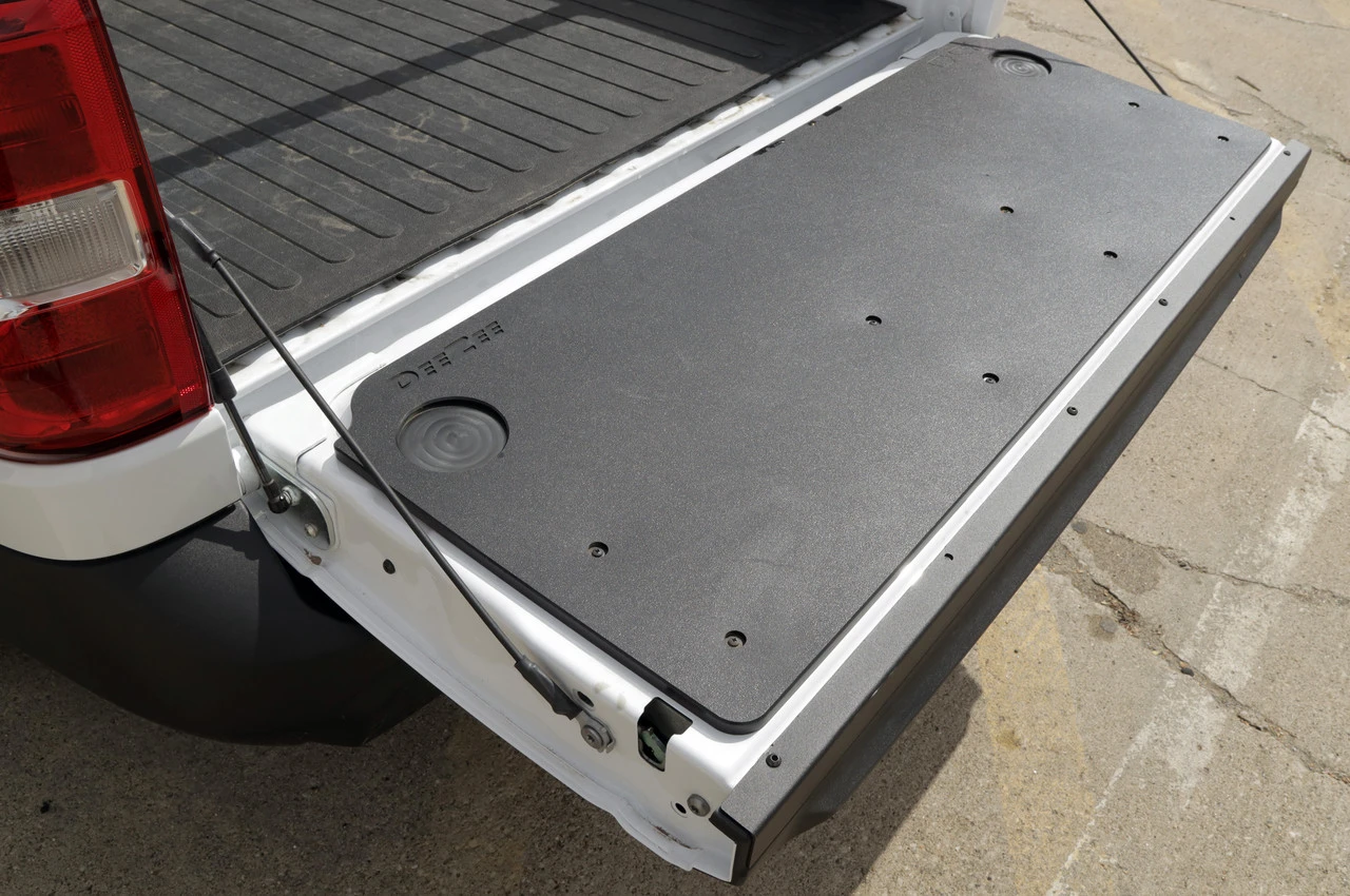 Dee Zee DZ284127 Maverick Tailgate Protector Board (22-24)