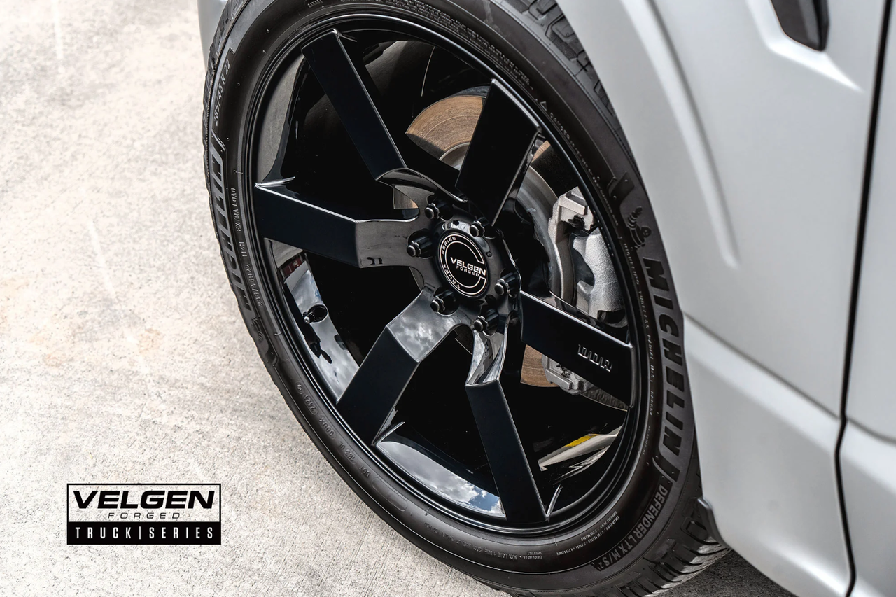 VFTS6_Gloss_Black__79853.