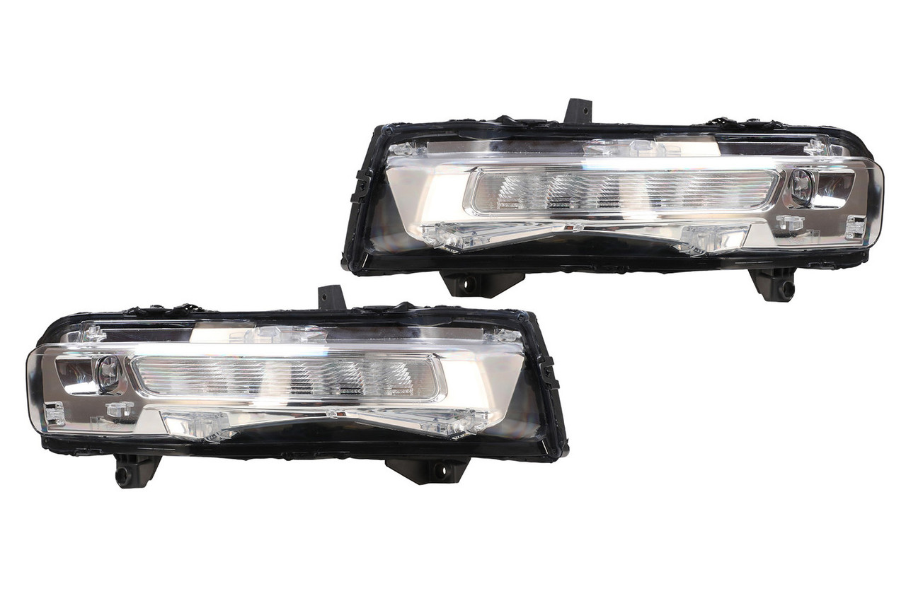 Winjet CFWJ-0688-C-SQ Mustang Fog Light Turn Signals - Sequential