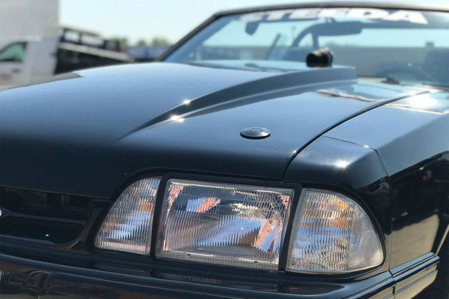 QuikLatch QL38LP/BP 1.75" Low Profile Hood Pin Kit Black