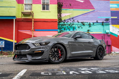 Steeda Mustang GT350R Brake Caliper and Bolt Kit (2015-2020)