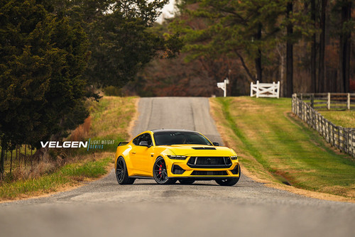 Velgen Wheels Mustang VF10 Gloss Black Staggered Wheel & Tire Package - 20x10/11 (2015-2023)