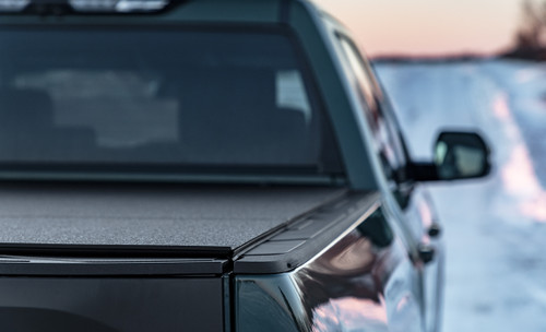 Lomax Maverick Hard Folding Tonneau Cover (2022-2026)