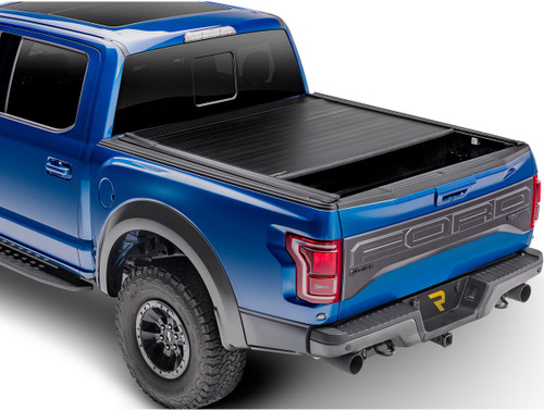 Retrax Maverick IX Manual Retractable Tonneau Cover (2022-2026)
