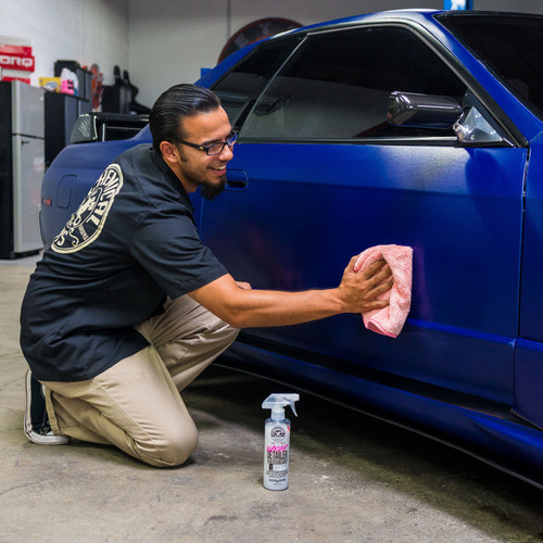 Chemical Guys Wrap Detailer Gloss Enhancer & Protectant for Vinyl Wraps - 16oz