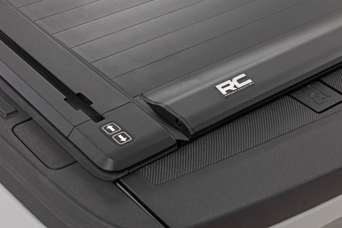 Rough Country F-150/Lightning Powered Retractable Bed Cover (2015-2026)