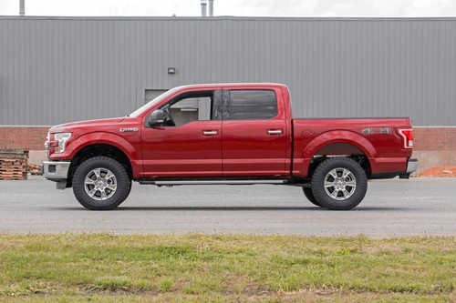 Rough Country F-150 2WD/4WD 2in Lift Kit (2009-2020)