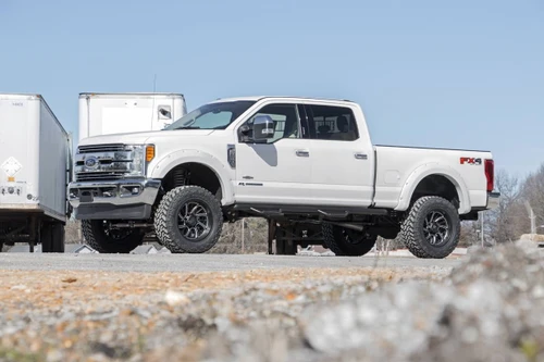 Rough Country Super Duty Diesel 4WD 4.5in Coilover Conversion Lift Kit (2017-2022)