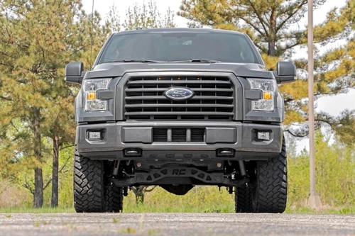 Rough Country F-150 4WD 4in Lift Kit (2015-2020)