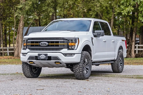 Rough Country F-150 Tremor 2.5in Lift Kit (2021-2026)