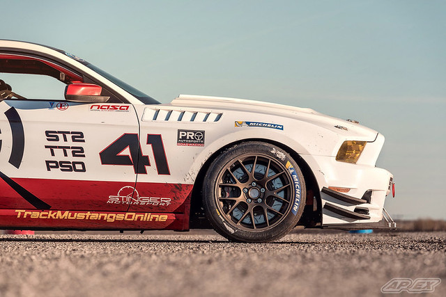 APEX Mustang EC-7 Satin Bronze Wheel - 18x9.5 ET35 (2005-2023) - Image