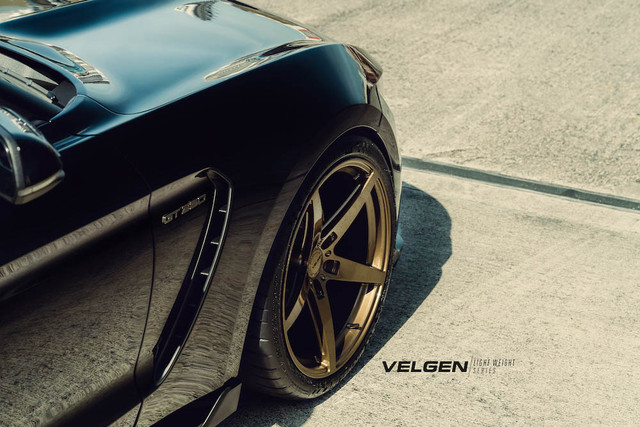 Velgen Wheels Classic5 V2 Gloss Bronze Wheel - 20x11 (2015-2023) - Image Velgen Wheels Classic5 V2 Gloss Bronze Wheel - 20x11 (2015-2023) - Image