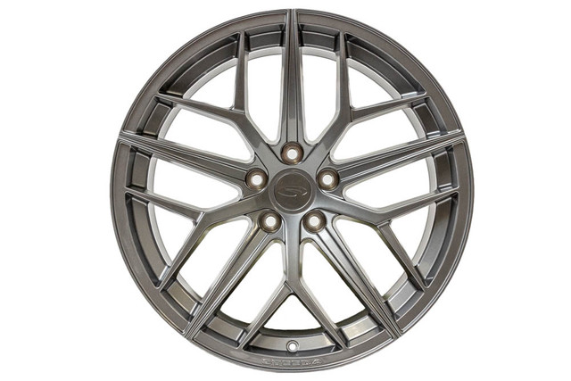 Steeda Trident Gloss Titanium Wheel - 19x10 (2005-2026) - Image Steeda Trident Gloss Titanium Wheel - 19x10 (2005-2026) - Image