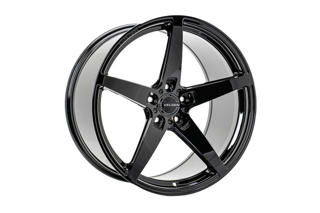 Velgen Wheels Classic5 V2 Gloss Black Wheel - 20x11 (2015-2023) - Image Velgen Wheels Classic5 V2 Gloss Black Wheel - 20x11 (2015-2023) - Image