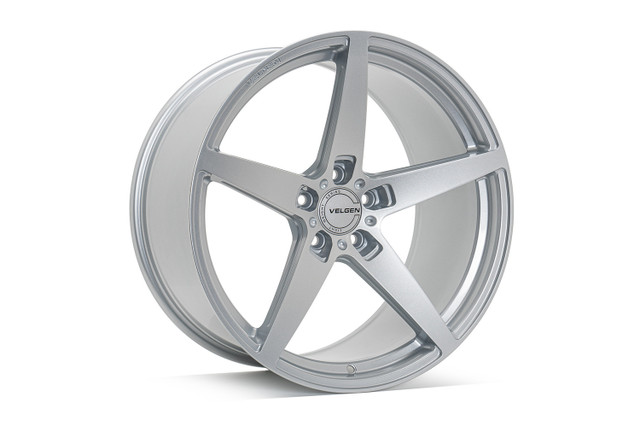 Velgen Wheels Classic5 V2 Gloss Silver Wheel - 20x11 (2015-2023) - Image Velgen Wheels Classic5 V2 Gloss Silver Wheel - 20x11 (2015-2023) - Image
