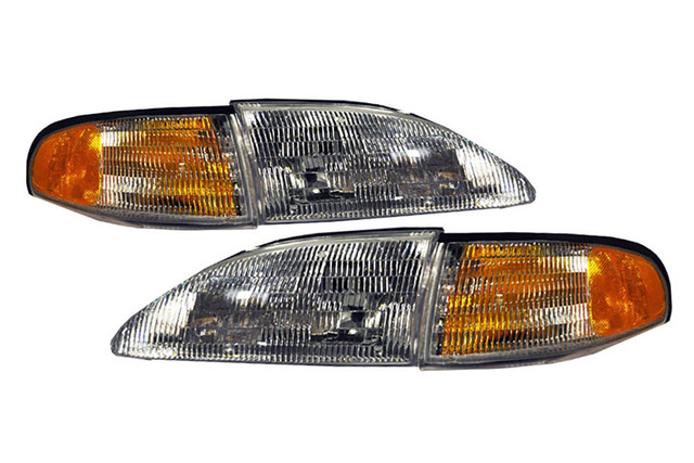 PDI Mustang GT/V6 Style Headlights - Clear (1994-1998) - Image PDI Mustang GT/V6 Style Headlights - Clear (1994-1998) - Image