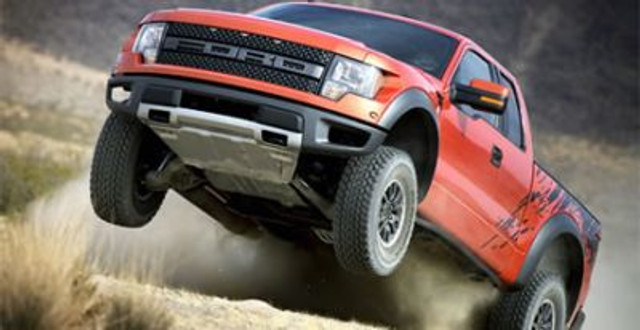 Whipple F-150/Raptor 6.2L 2.9L Supercharger 11 PSI Stage 2 Kit w/ HD Intercooler, Throttle Body, Dual fans, and injectors - Black Finish (2010-2014) - Image
