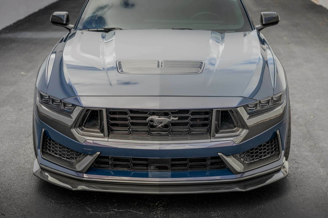 DX Carbon Mustang Dark Horse Carbon Fiber Upper Headlight Trim (2024+) - Image