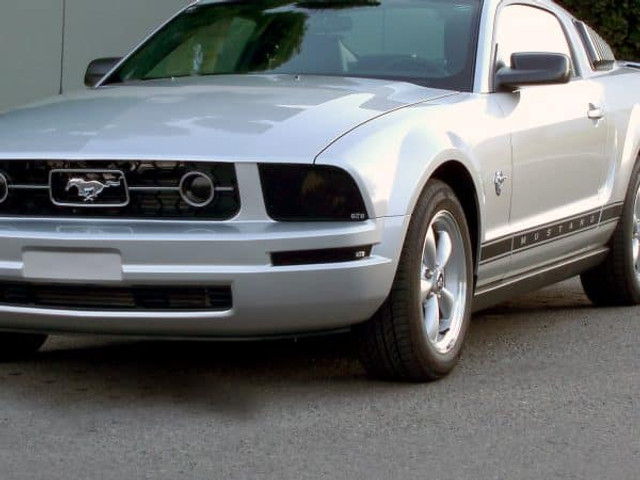 GTS Mustang Front Turn Signal Covers - 2 Piece - Carbon Fiber Look (2005-2009) - Image GTS Mustang Front Turn Signal Covers - 2 Piece - Carbon Fiber Look (2005-2009) - Image