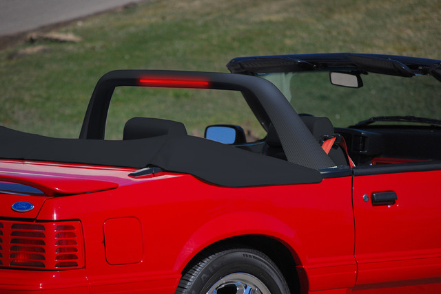CDC 101431 Mustang Convertible Lightbar - Carbon Fiber Vinyl
