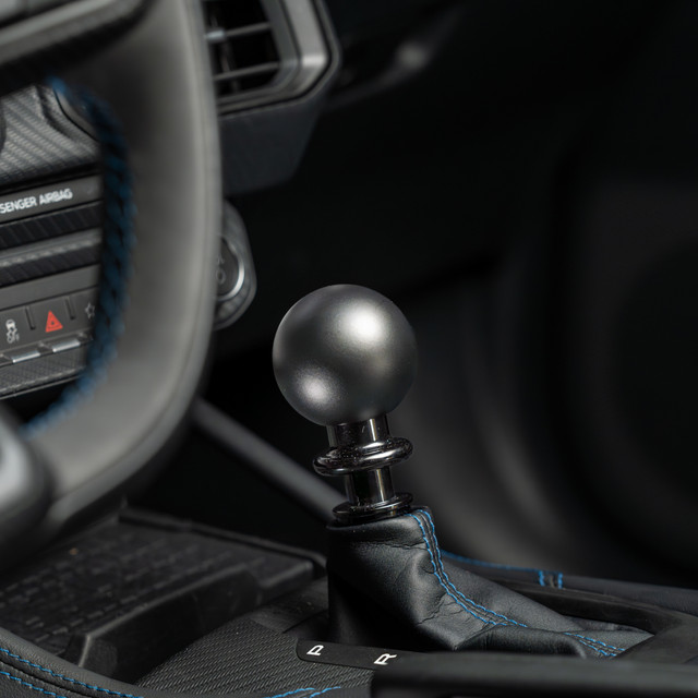 じなんぼう Extra Long Weighted Gearknob