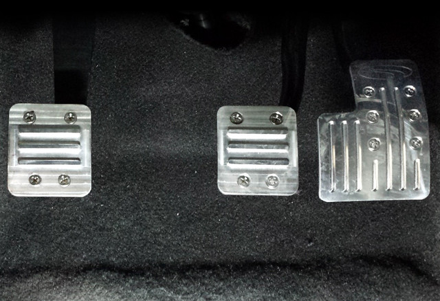 Steeda Focus ST/RS Premium Aluminum Heel/Toe Pedal Kit (2013-2018) - Image